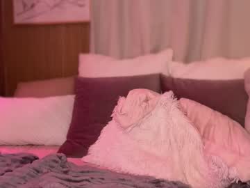 officiallyonlytams's chat room