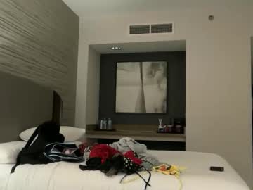 liddlexparis's chat room