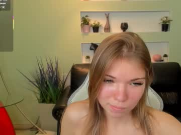 michafox's chat room