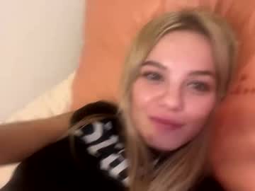 britneycherry08's chat room