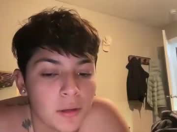 skinnyangel21's chat room