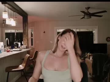 kaileeshy's chat room