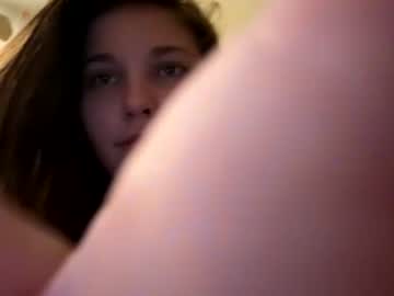 deepthroatqueen33's chat room