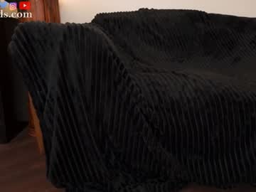 serareads's chat room