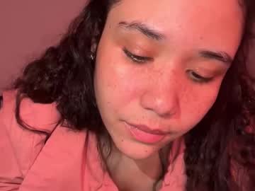 kissandcurrency's chat room