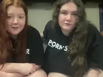 scarletttsinner's chat room