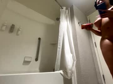 candyclaws05's chat room