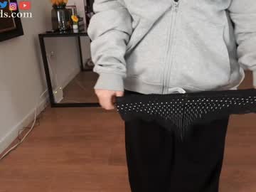 serareads's chat room