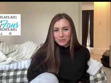 laylahlaylah1's chat room