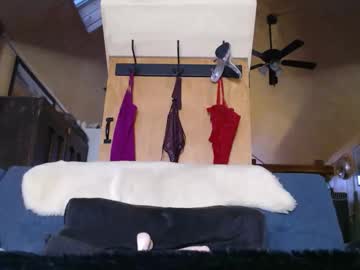 kimberlyfaysantana's chat room