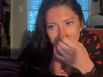 ivyquinette's chat room