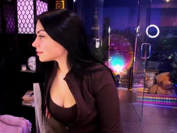 alma_pearl's chat room