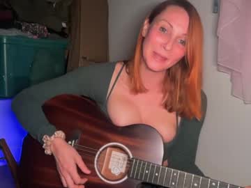 kaileeshy's chat room