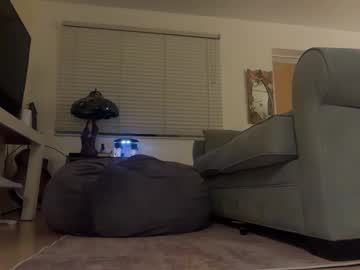 little_lies's chat room