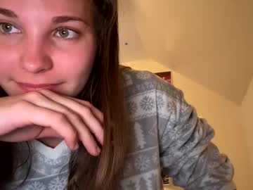 deepthroatqueen33's chat room