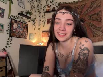 hannahtaylorr's chat room