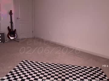 petitebrat's chat room