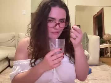 lucyvale22101's chat room