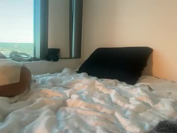 lilybrown07's chat room