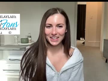 laylahlaylah1's chat room