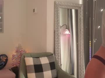 mysticxkitty's chat room