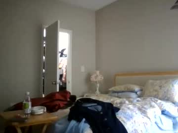 angelsenvy21's chat room