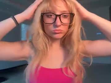 lilybrown07's chat room