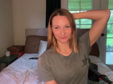 kaileeshy's chat room