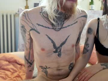 ceremonyofinnocence's chat room