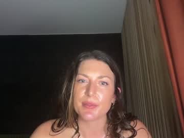 unholyhollyxxx's chat room