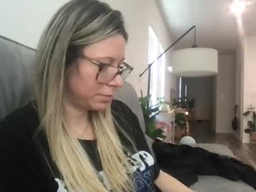 texas_blonde's chat room