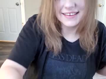 tinywithtiddies's chat room