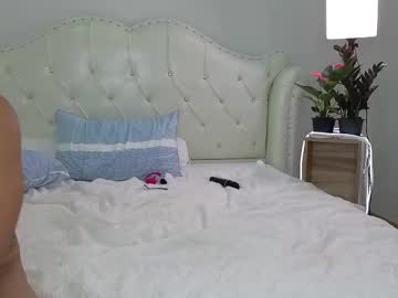 lovelythaiangel's chat room