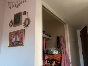 channel022's chat room