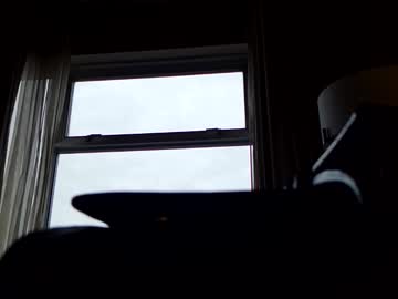 cumguzzlingskank's chat room