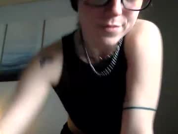 cindy_loo_hoops's chat room