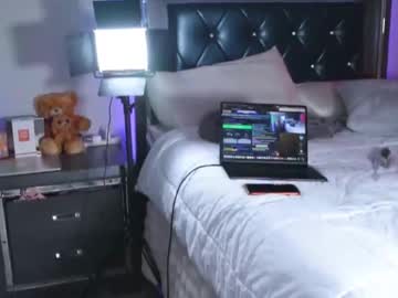 veronicadiazxxx's chat room