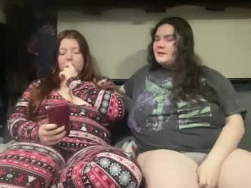 scarletttsinner's chat room