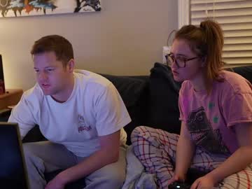 peachespunkins's chat room