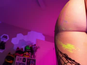 finleyfae's chat room