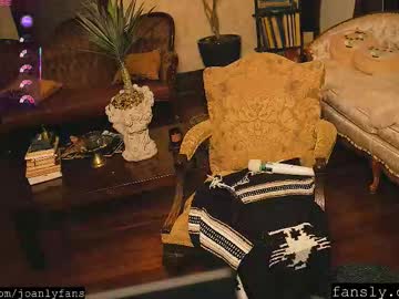 thecamwoman's chat room