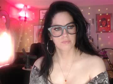 milf_lacey's chat room