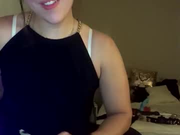 laineylifts's chat room