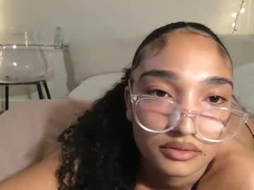 rosalinatoosexy's chat room