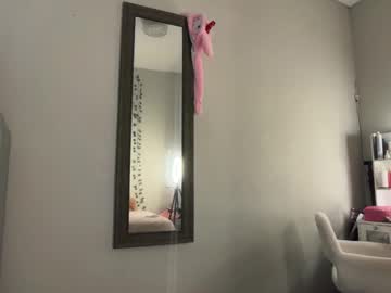 sophiasecretsx's chat room