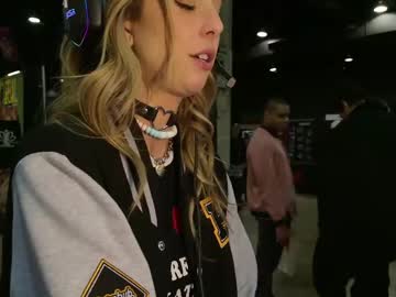 yourgirlmillie's chat room