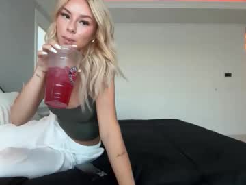 kenziesmithh's chat room