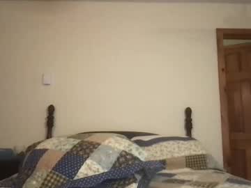 yourhotmother's chat room