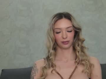 v_deville's chat room