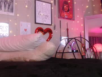 milf_lacey's chat room